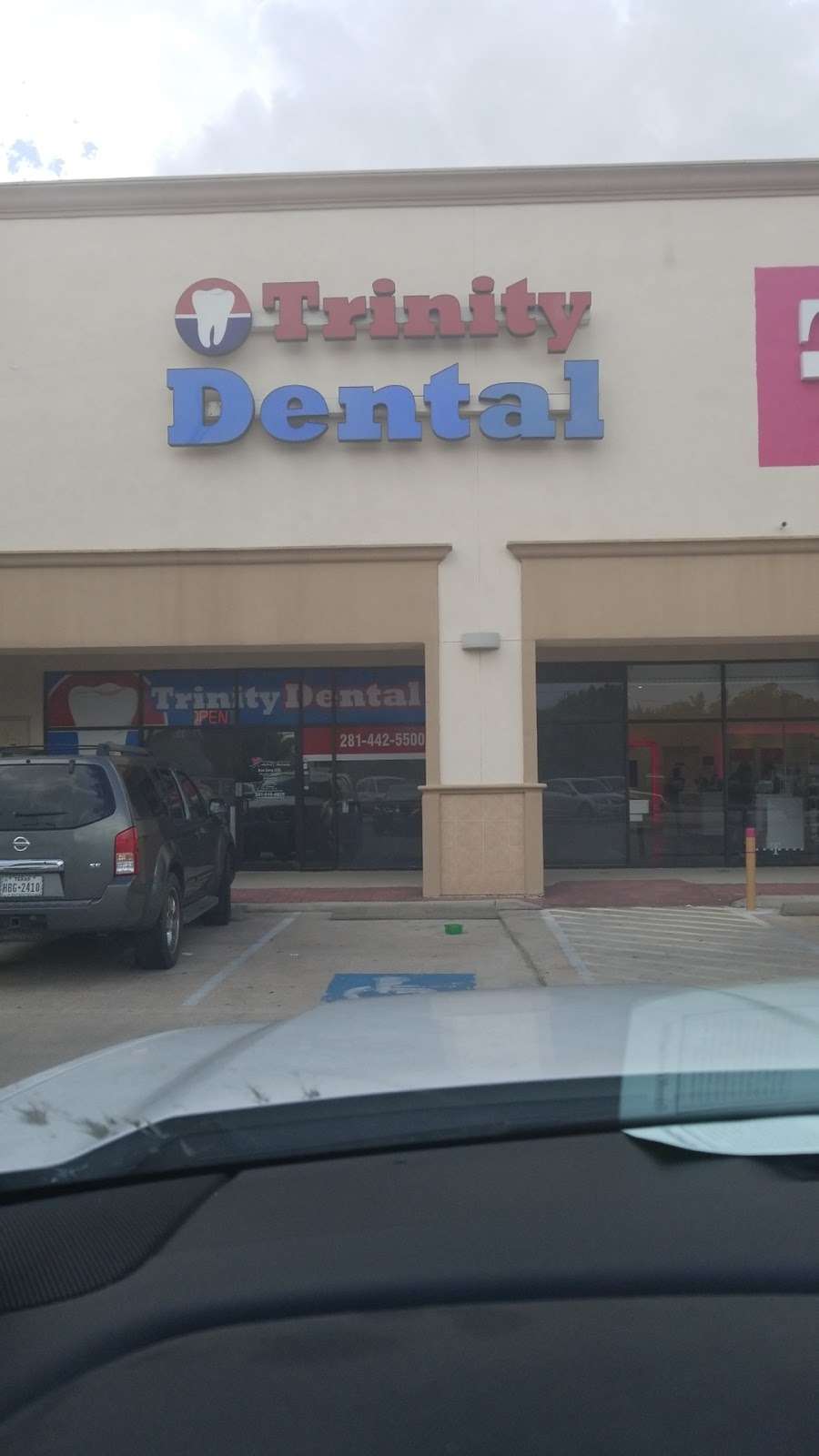 Trinity Dental Centers - Aldine | 11939 Eastex Fwy, Houston, TX 77039, USA | Phone: (281) 816-4825