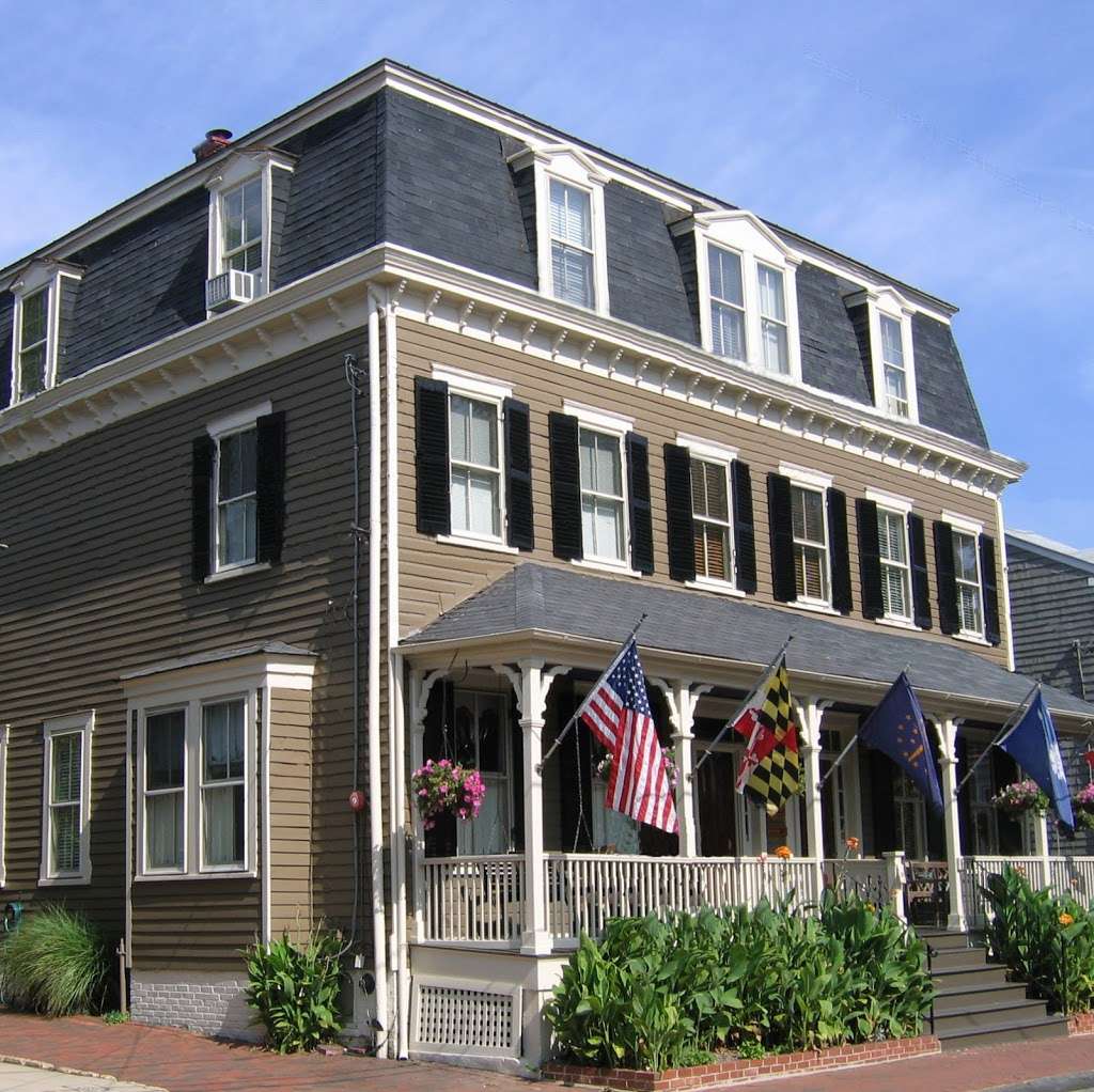 Flag House Inn | 26 Randall St, Annapolis, MD 21401, USA | Phone: (410) 280-2721