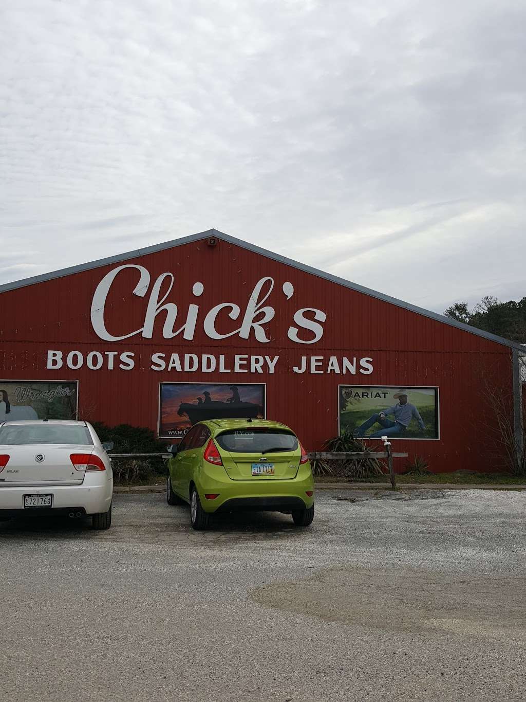 Chicks | 18011 S Dupont Hwy, Harrington, DE 19952 | Phone: (302) 398-4630