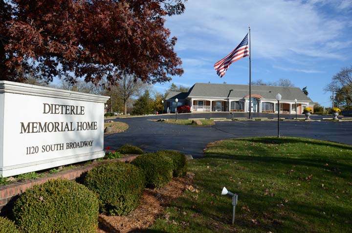 Dieterle Memorial Home & Cremation Ceremonies | 1120 S Broadway, Montgomery, IL 60538 | Phone: (630) 897-1196
