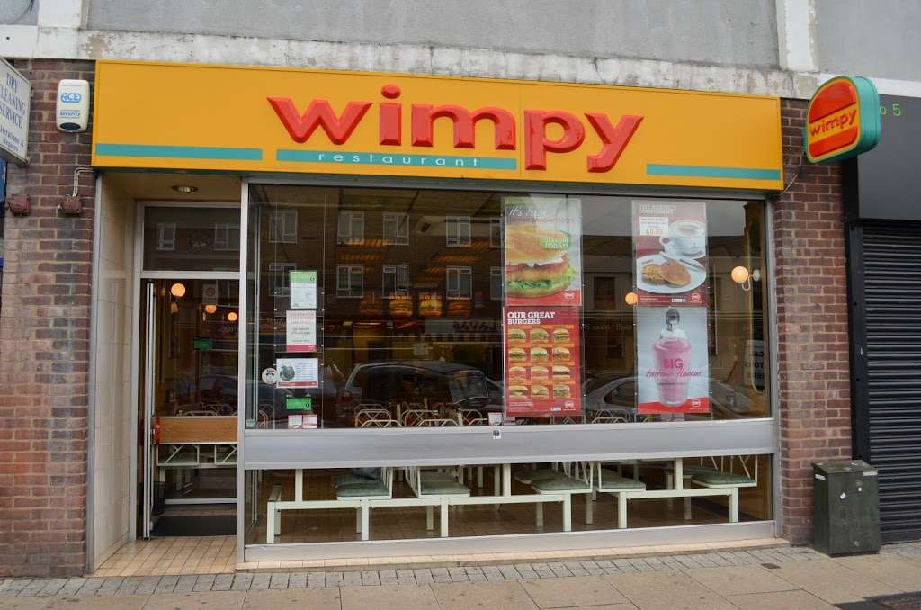 Wimpy | 6 Lynton Parade, Turners Hill, Cheshunt, Waltham Cross EN8 8LF, UK | Phone: 01992 628948