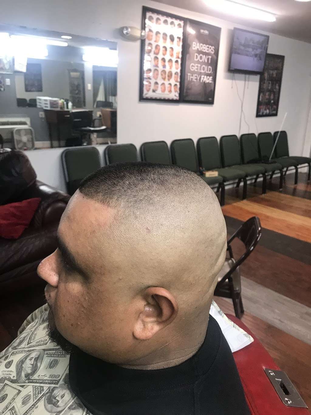 The Right Blend Barbershop | 8414 Mesa Dr, Houston, TX 77028, USA | Phone: (832) 897-2461