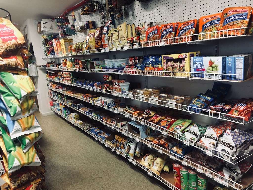 Everest Mart | 605 S Bloomington St, Greencastle, IN 46135, USA | Phone: (317) 640-8564