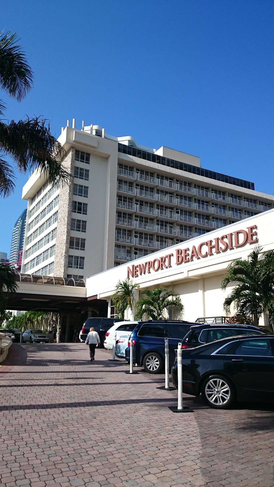 Hotel Newport | 16701 Collins Ave, North Miami Beach, FL 33160, USA