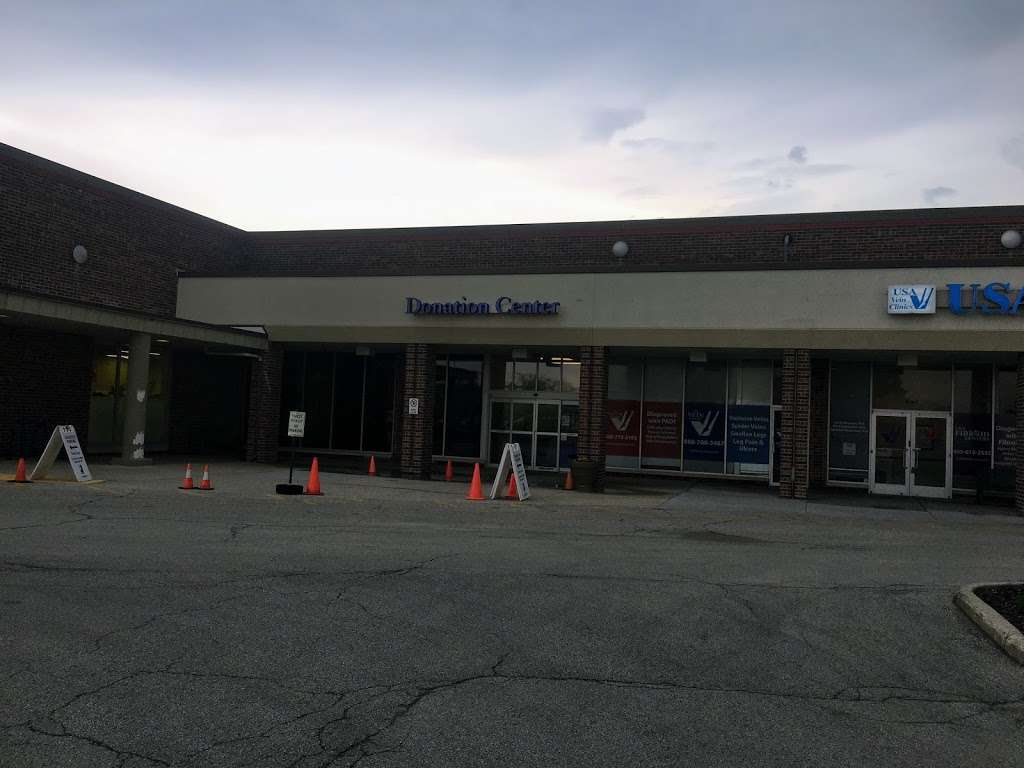 Goodwill Store & Donation Center | 4131 Dundee Rd, Northbrook, IL 60062 | Phone: (847) 291-4194