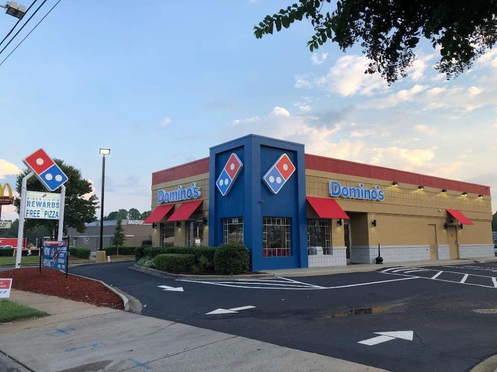 Dominos Pizza | 2801 Freedom Dr, Charlotte, NC 28208 | Phone: (704) 573-4800