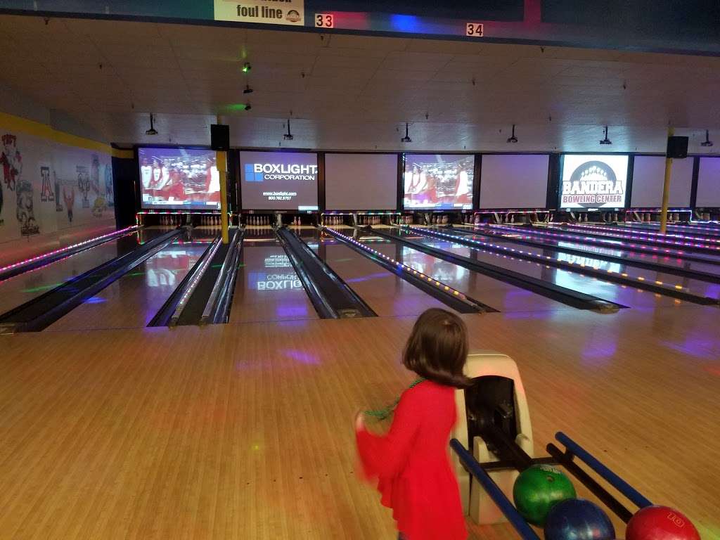 Bandera Bowling Center | 6700 Huebner Rd, Leon Valley, TX 78238, USA | Phone: (210) 523-1716