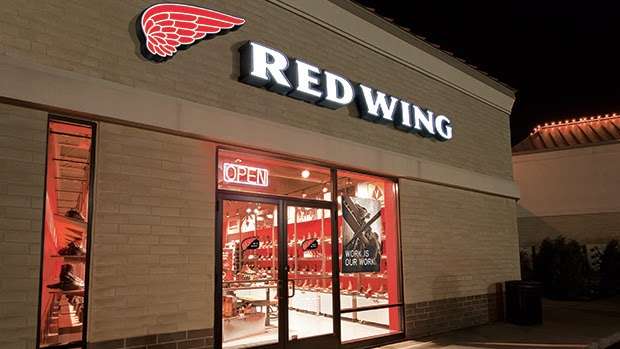 Red Wing | 2742 Hillside Dr, Delafield, WI 53018, USA | Phone: (262) 303-4236