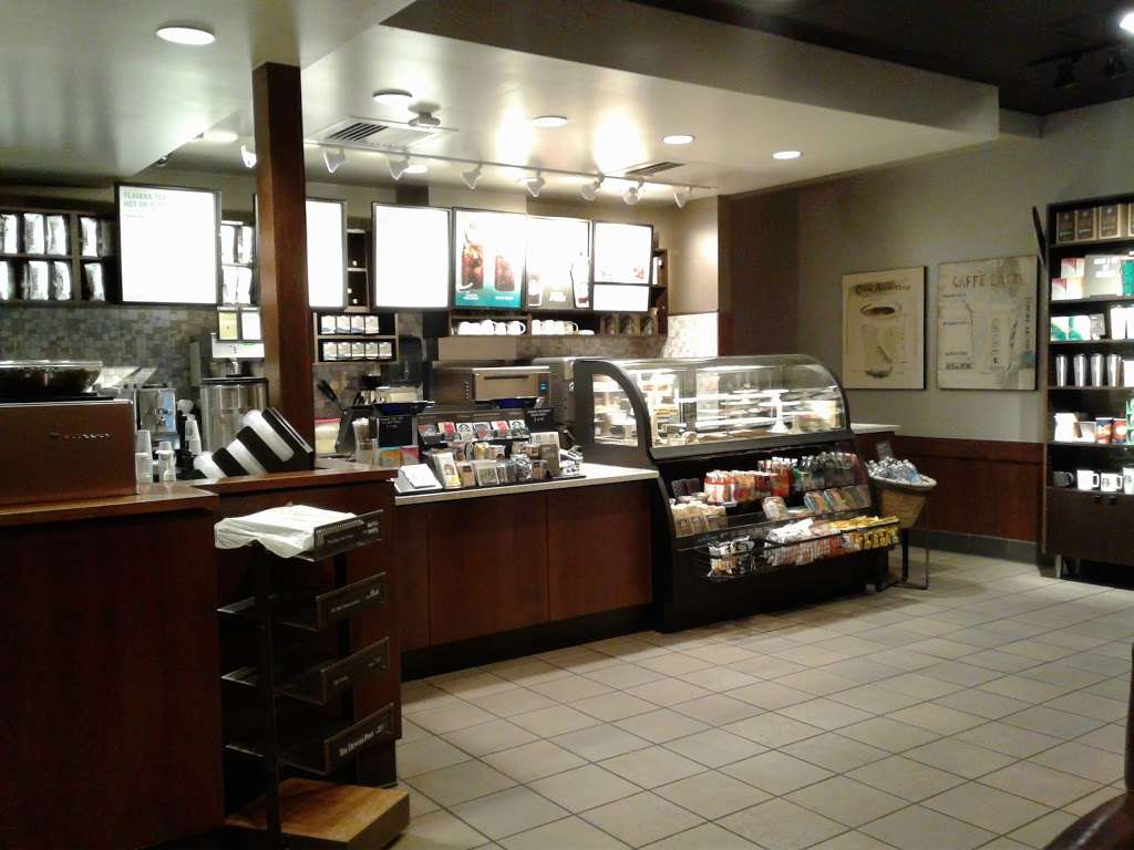 Starbucks | 9925 E Hampden Ave, Denver, CO 80231, USA | Phone: (303) 369-5081