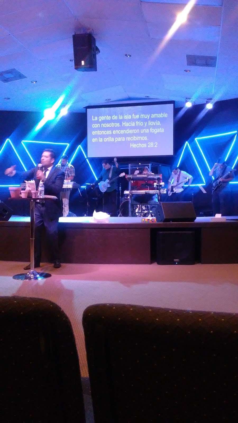 Oasis Church - Iglesia Oasis | 471 S Austin St, Webster, TX 77598, USA | Phone: (281) 332-4126
