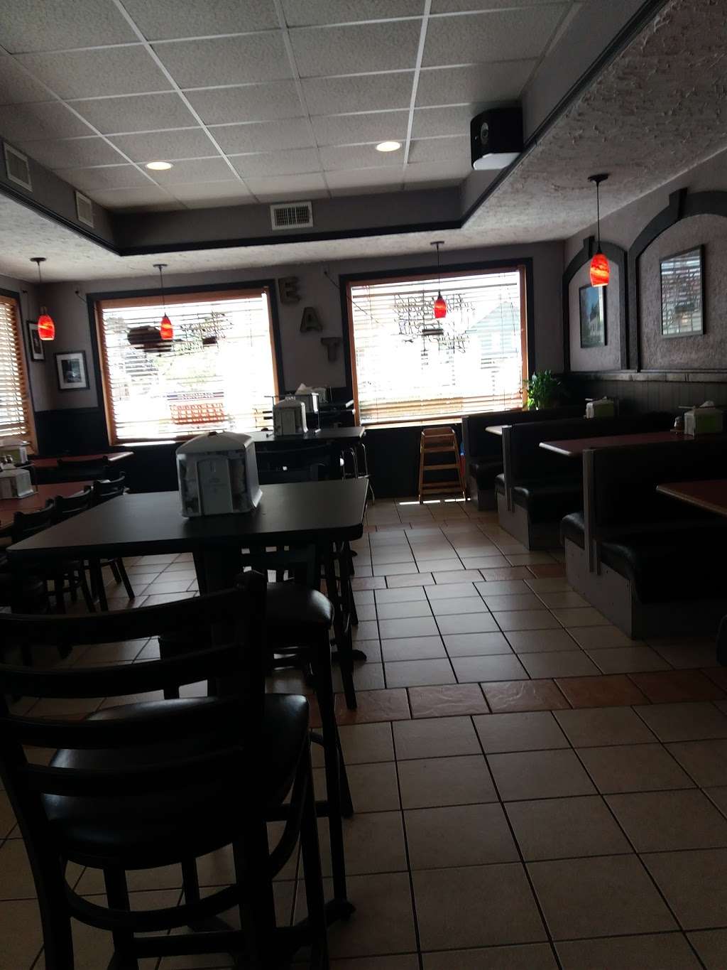 Januzzis Pizza & Subs | 1100 Wyoming Ave, Exeter, PA 18644, USA | Phone: (570) 613-9191