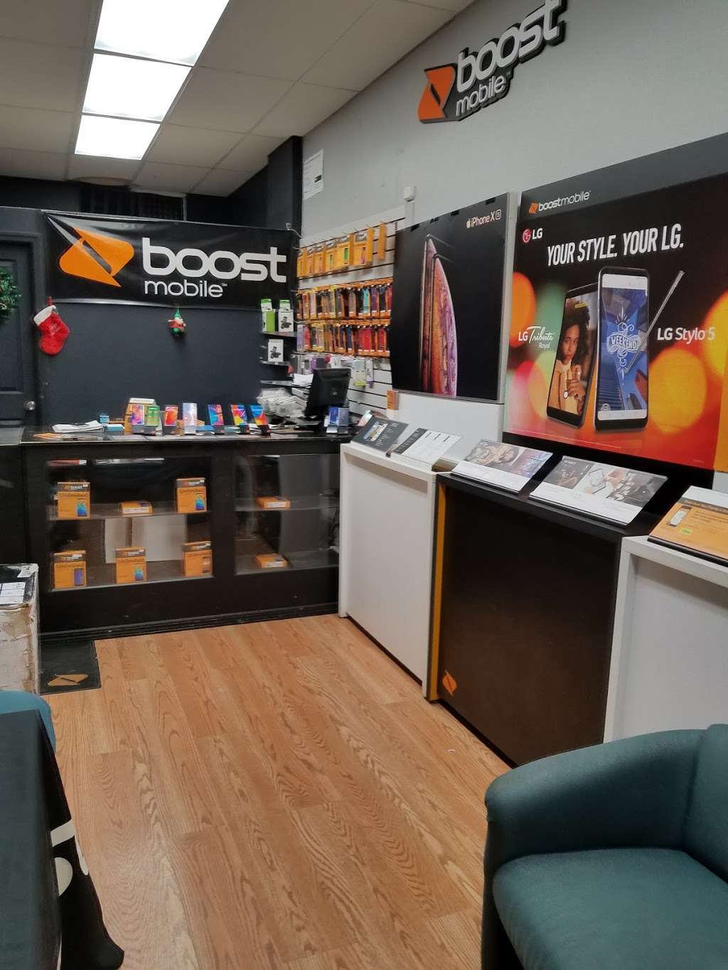 Boost Mobile | 253-12 Union Tpke, Queens, NY 11004, USA | Phone: (718) 343-4300