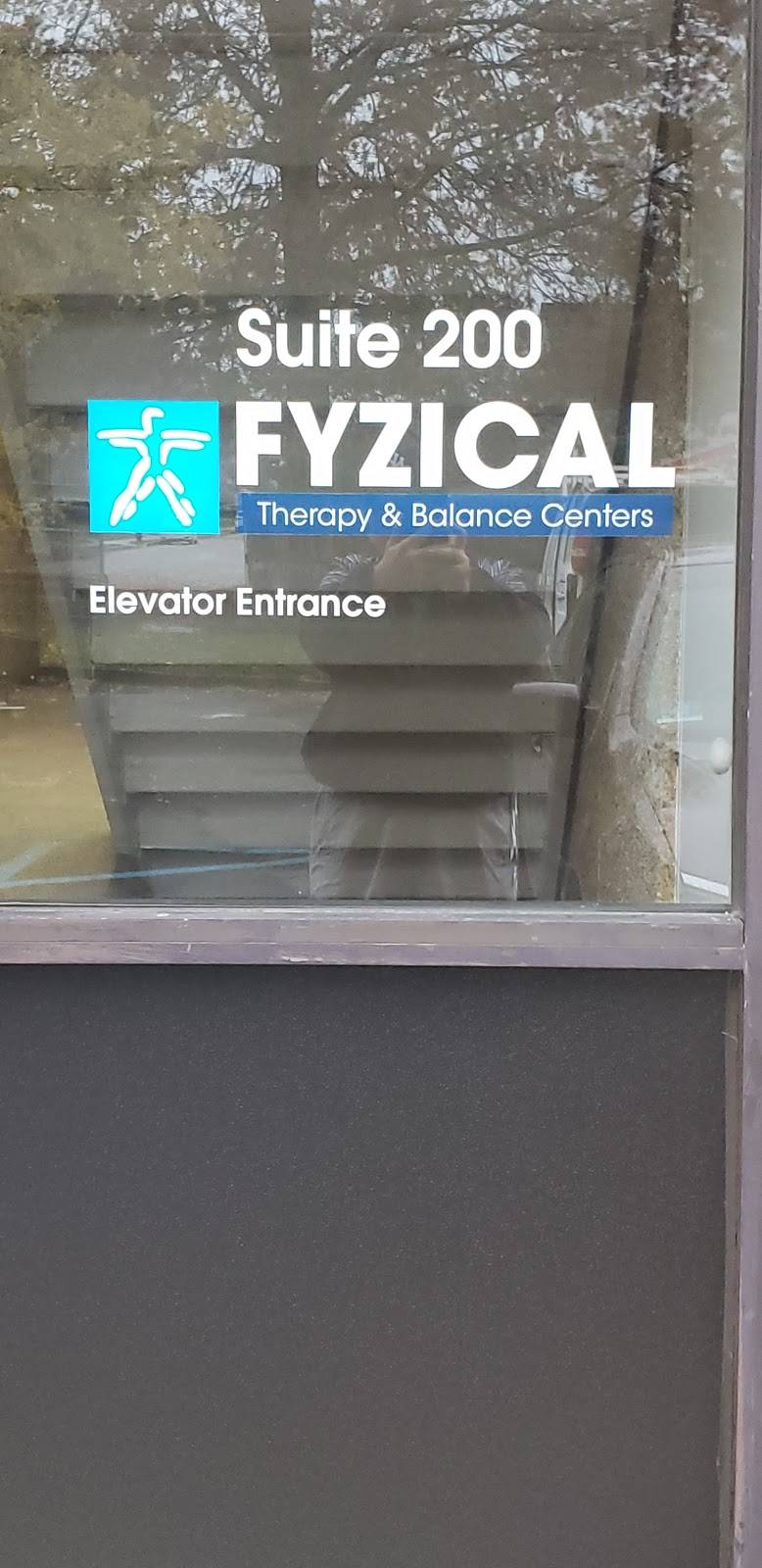 FYZICAL Therapy & Balance Centers | 498 Inman Ave #200, Colonia, NJ 07067, USA | Phone: (732) 587-5656