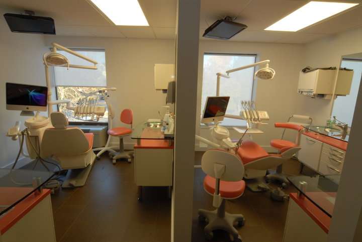 Aura Dentistry | 6870 Elm St Suite 300, McLean, VA 22101, USA | Phone: (703) 429-0770