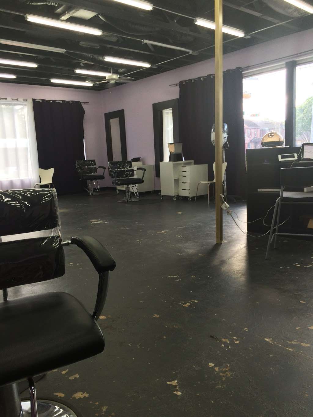 Complete Beauty Bar | 3001 Cleburne St, Houston, TX 77004, USA | Phone: (281) 674-8610