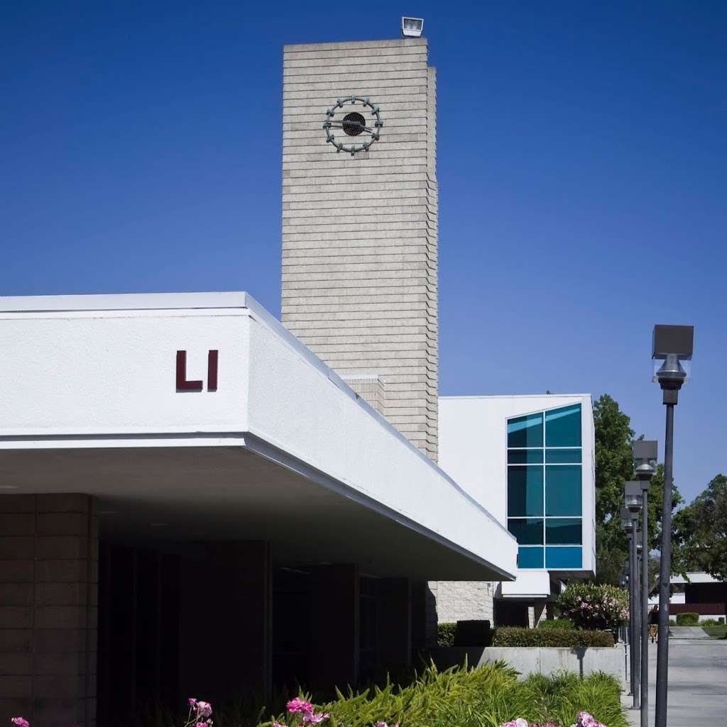 Hayden Memorial Library | 1000 W Foothill Blvd, Glendora, CA 91741, USA | Phone: (626) 914-8644