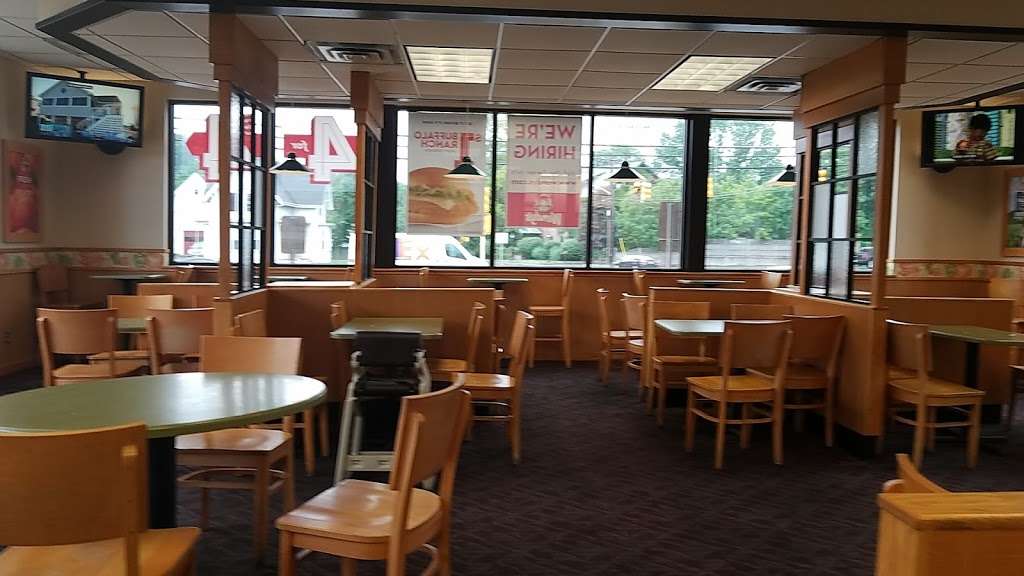 Wendys | 588 Washington St, South Easton, MA 02375, USA | Phone: (508) 238-5191