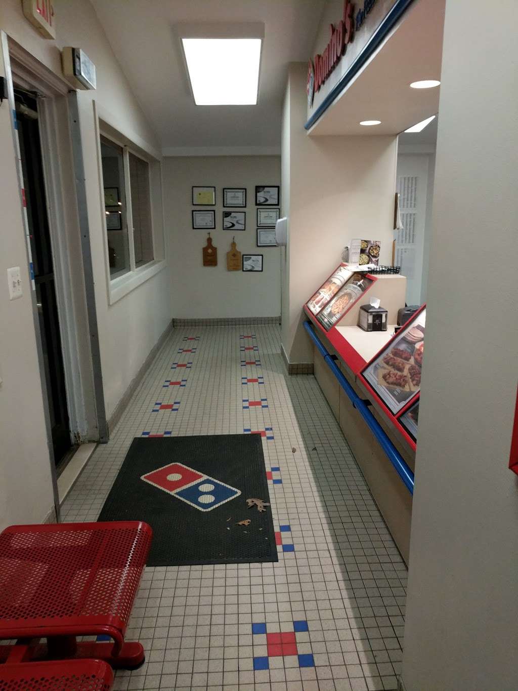 Dominos Pizza | 53 Winn St, Burlington, MA 01803, USA | Phone: (781) 229-1330