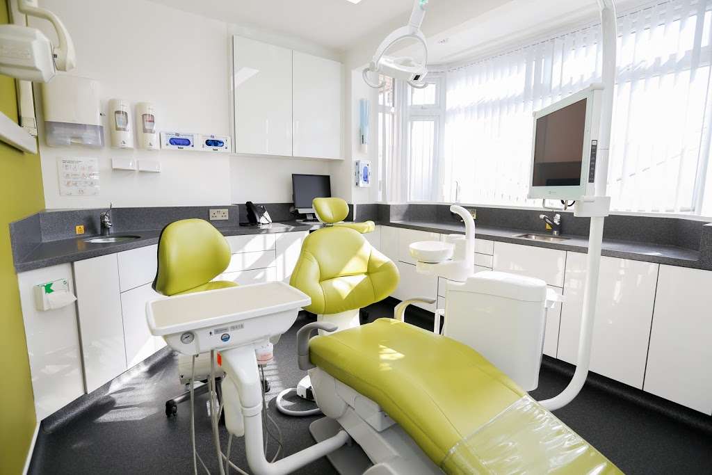 Bullsmoor Dental Practice | 63 Bullsmoor Ln, Enfield EN3 6TG, UK | Phone: 01992 764999