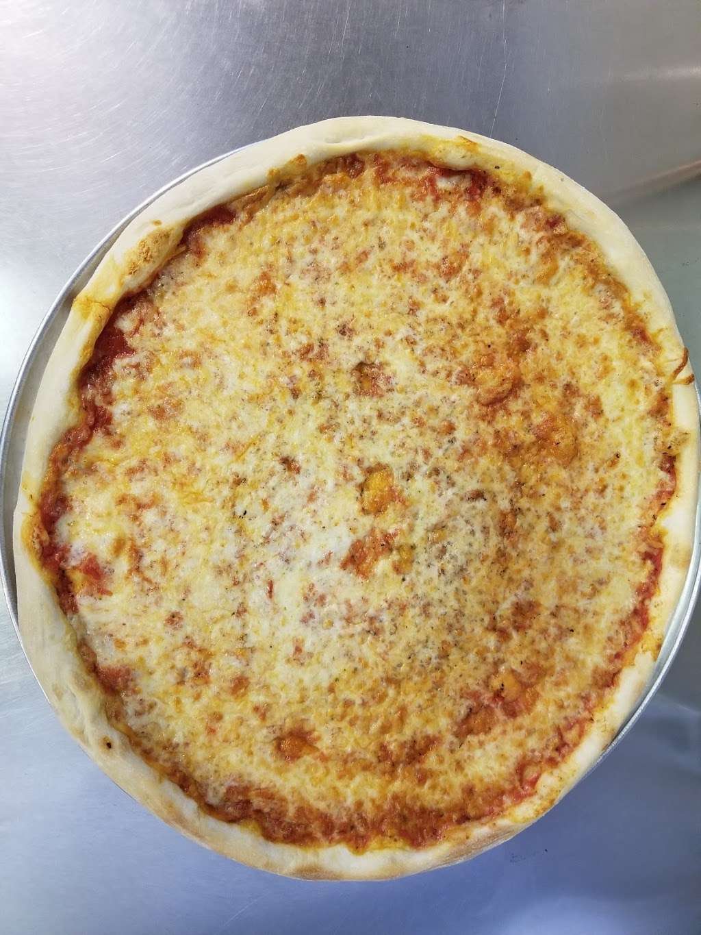 Ciros Pizza | 11303 Beach Channel Dr, Far Rockaway, NY 11694, USA | Phone: (718) 474-8068