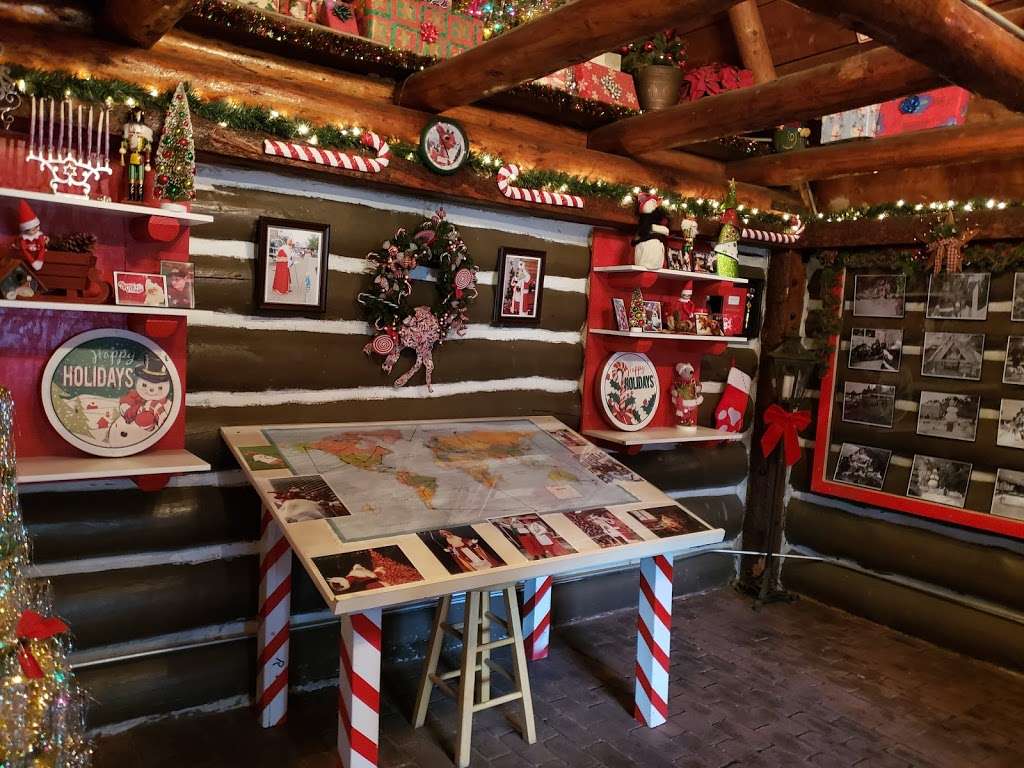 Santas Village Azoosment Park | 601 Dundee Ave, East Dundee, IL 60118, USA | Phone: (847) 426-6751