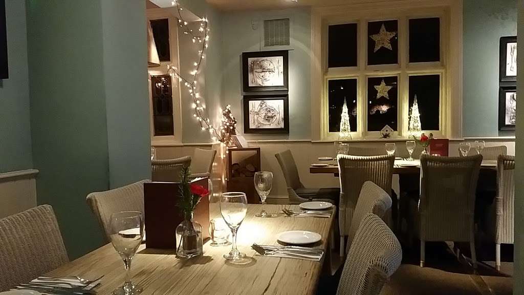 The Hand & Sceptre | 21 London Rd, Southborough, Tunbridge Wells TN4 0RJ, UK | Phone: 01892 529292