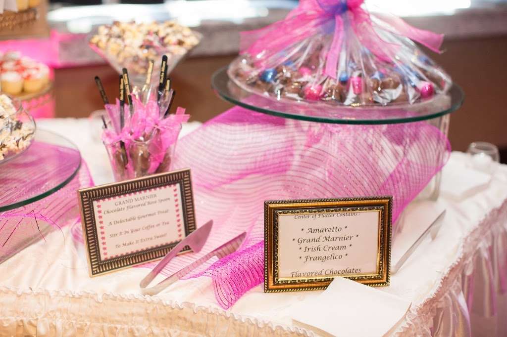 Bella Faccias Personalized Chocolates & Gifts | 512 S Main St, Old Forge, PA 18518 | Phone: (800) 401-8990