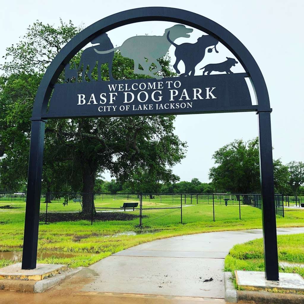 BASF Dog Park | 91 Lake Rd, Lake Jackson, TX 77566, USA | Phone: (979) 297-4533