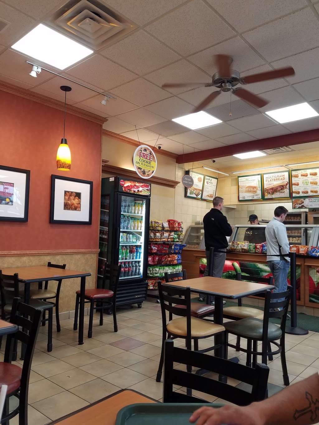 Subway Restaurants | 2811 S Kedzie Ave, Chicago, IL 60623, USA | Phone: (773) 579-1300