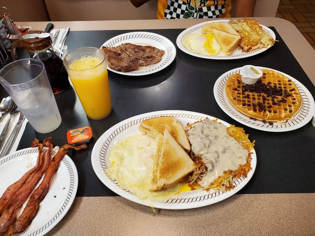 Waffle House | 11844 Lem Turner Rd, Jacksonville, FL 32218, USA | Phone: (904) 768-8942