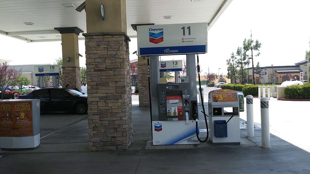 Chevron | 27981 Greenspot Rd, Highland, CA 92346, USA | Phone: (909) 864-4333