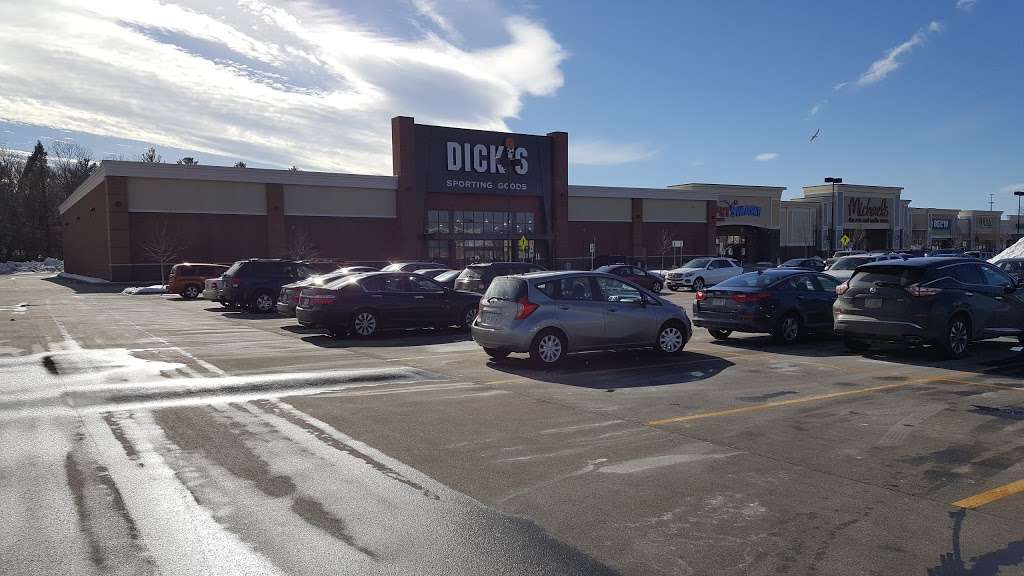 DICKS Sporting Goods | 700 Lafayette Rd Ste 212, Seabrook, NH 03874, USA | Phone: (603) 760-7369