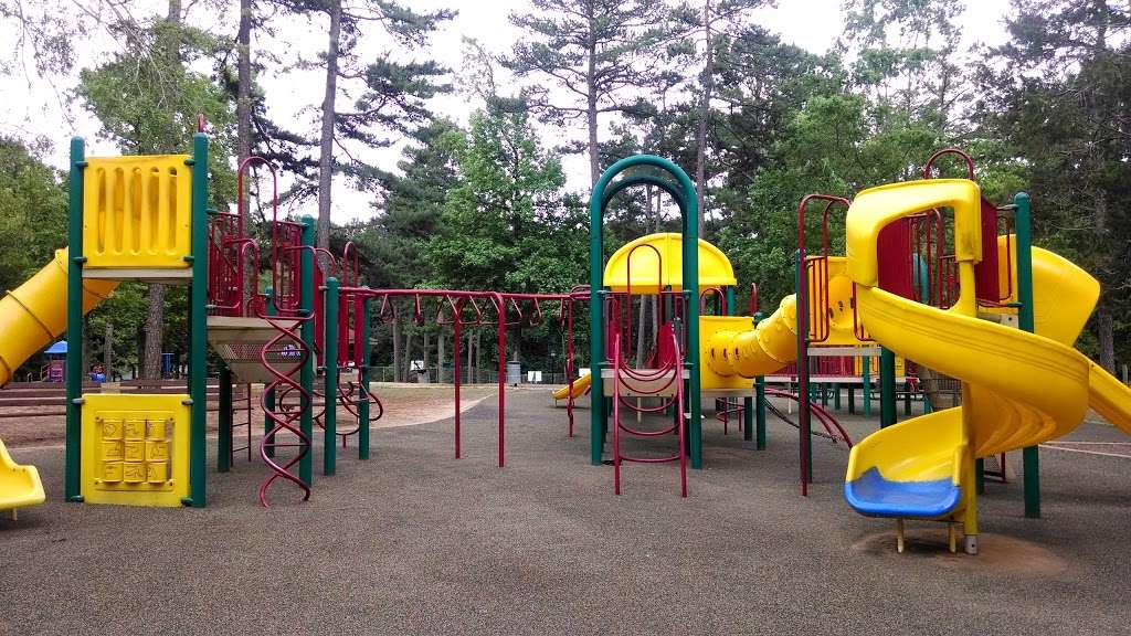 Park Road Park | 6220 Park Rd, Charlotte, NC 28210, USA | Phone: (704) 643-5725