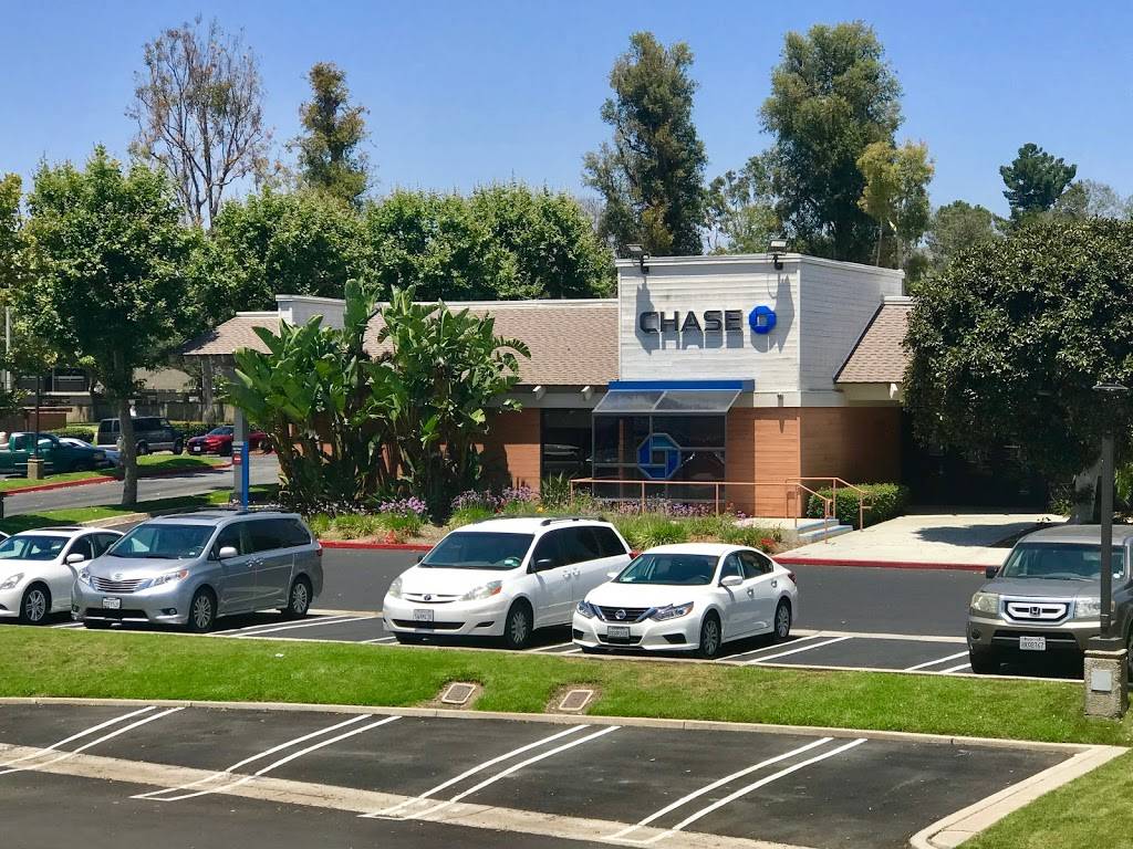 Chase Bank | 4820 Irvine Blvd, Irvine, CA 92620, USA | Phone: (714) 665-8077