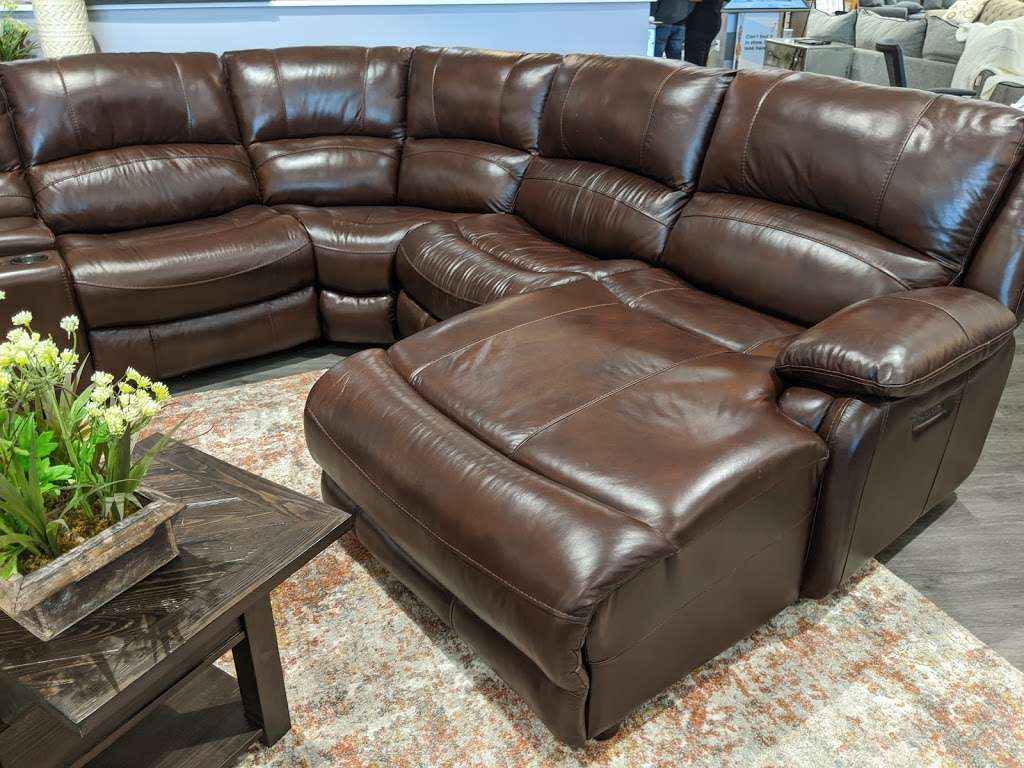 Bobs Discount Furniture and Mattress Store | 575 Fletcher Pkwy Ste 160, El Cajon, CA 92020, USA | Phone: (619) 486-5338