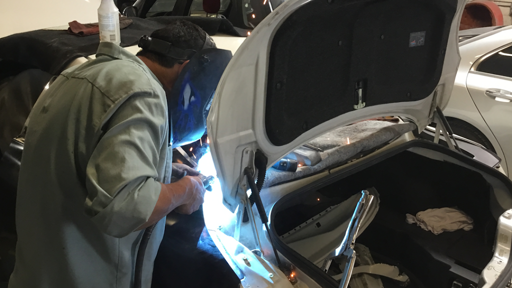 Elite Auto Body Center | 649 Alderton Ave, La Puente, CA 91744, USA | Phone: (626) 712-8658