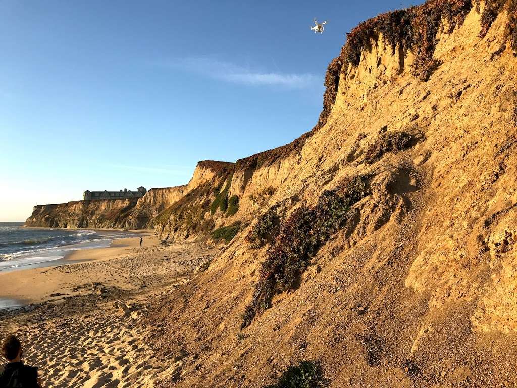 Coastal trail | 1001 Miramontes Point Rd, Half Moon Bay, CA 94019, USA