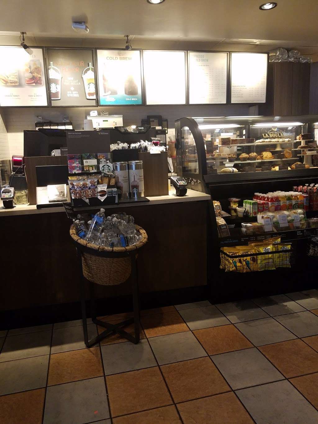 Starbucks | 12500 Memorial Dr, Houston, TX 77024 | Phone: (713) 647-9824