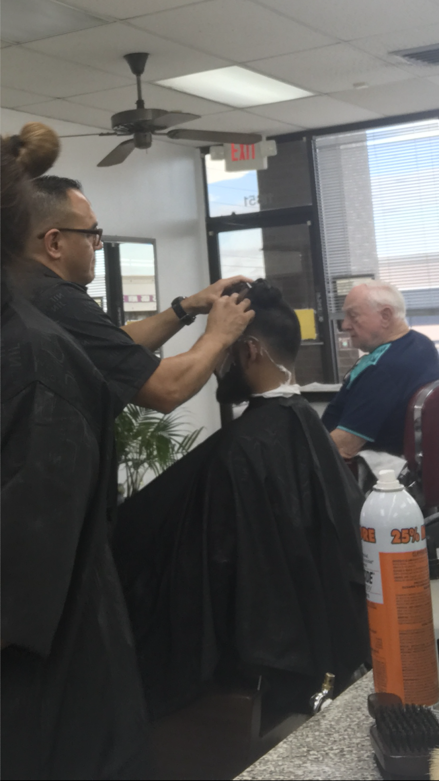 Southwest Barber Shop | 11851 Wilcrest Dr, Houston, TX 77031, USA | Phone: (281) 498-1353