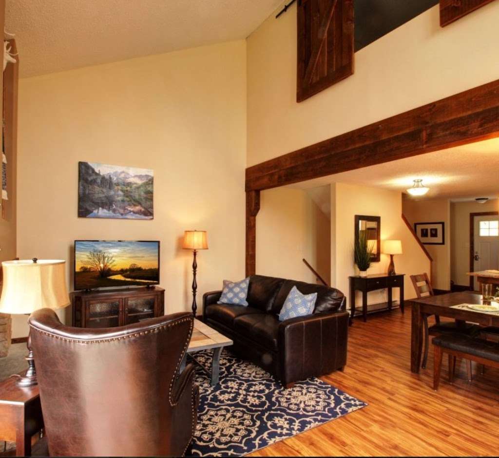 Mountains Edge At Camelback | 19 Ski Side Ct, Tannersville, PA 18372 | Phone: (570) 904-3611