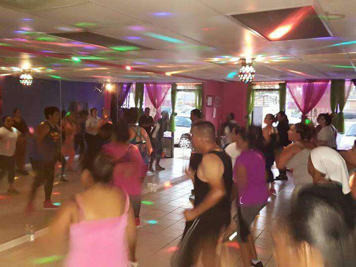 Y&R Zumba Studio | 3549 W Imperial Hwy, Inglewood, CA 90303, USA | Phone: (310) 658-2053