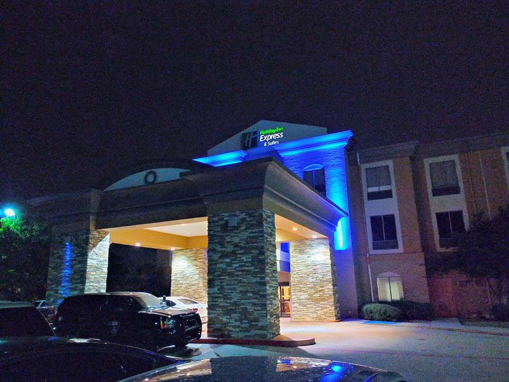 Holiday Inn Express & Suites Duncanville | 1035 E Hwy 67, Duncanville, TX 75137, USA | Phone: (972) 298-8000