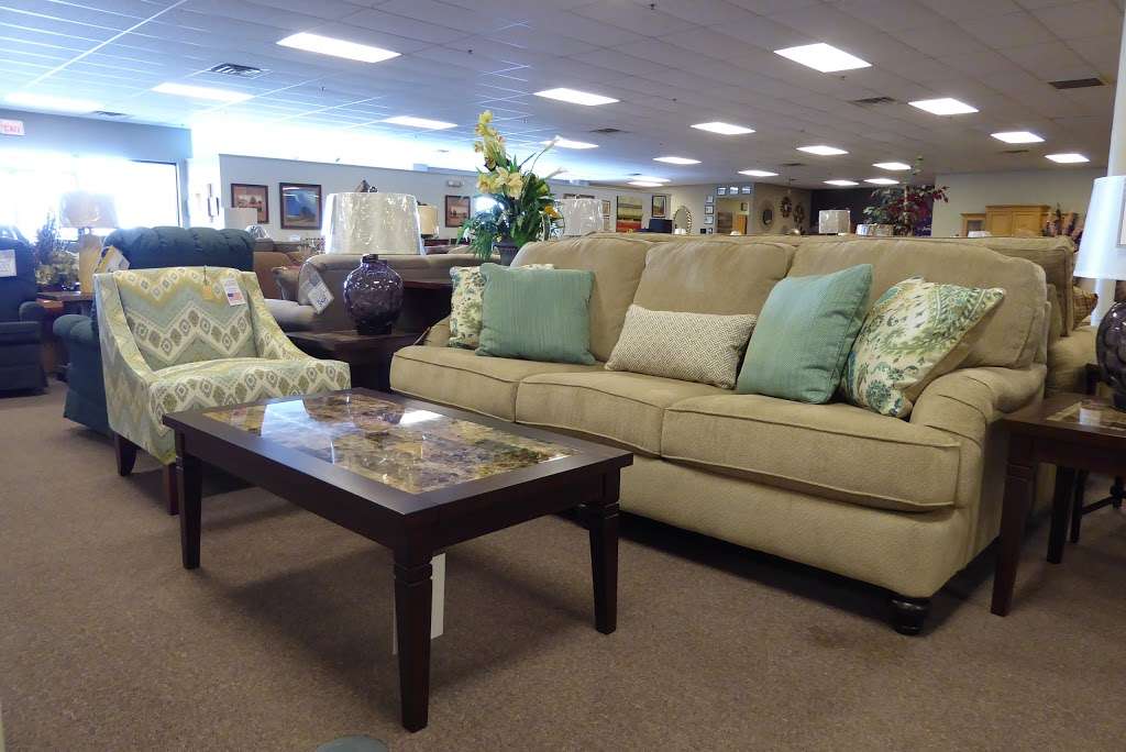 Messengers Home Furnishings | 309 W 23rd St, Ottawa, KS 66067, USA | Phone: (785) 242-4446