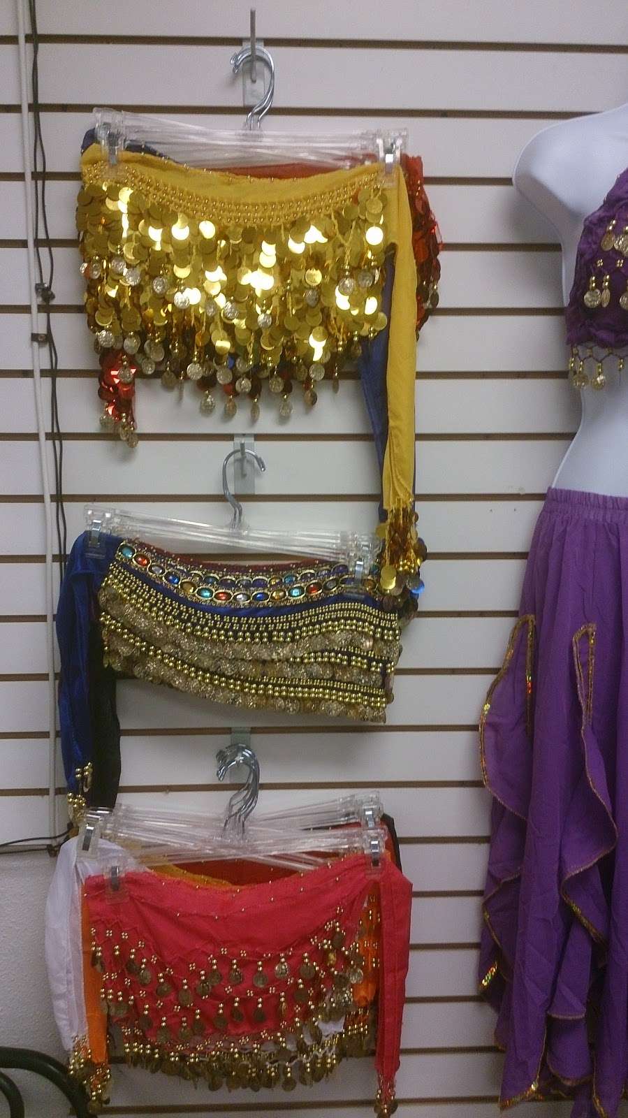 Egyptian Gifts & Henna Tattoos | #418, 5770 W Irlo Bronson Memorial Hwy, Kissimmee, FL 34746, USA | Phone: (407) 960-8247