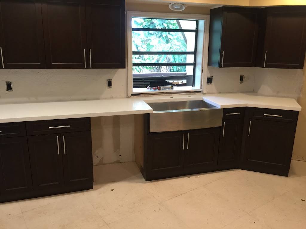 Custom Carpentry and Counter Tops | 3950 E 10th Ct, Hialeah, FL 33013, USA | Phone: (305) 316-2273