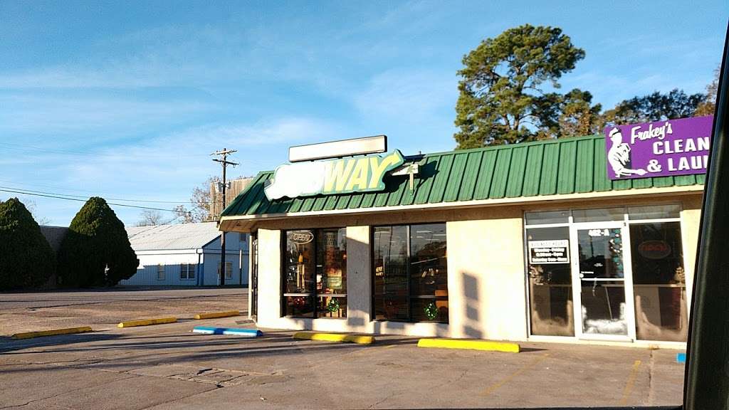 Subway | 402 N Brooks St, Brazoria, TX 77422, USA | Phone: (979) 798-4782