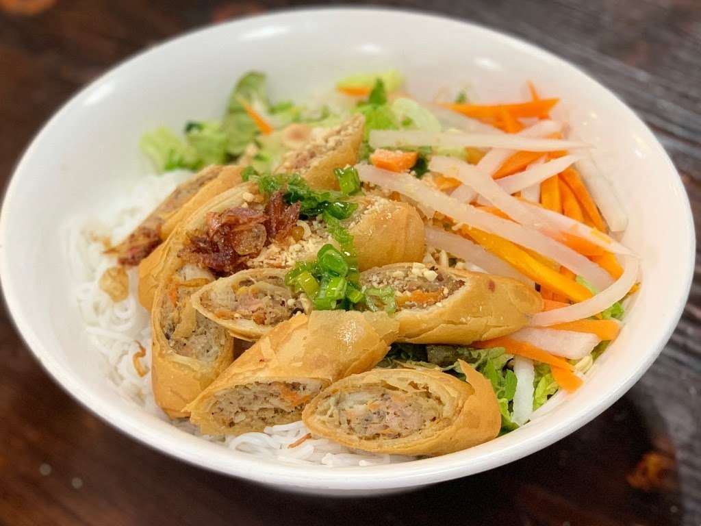 Pho Vinh | 14243 East Sam Houston Pkwy N Suite 900, Houston, TX 77044, USA | Phone: (832) 672-6678