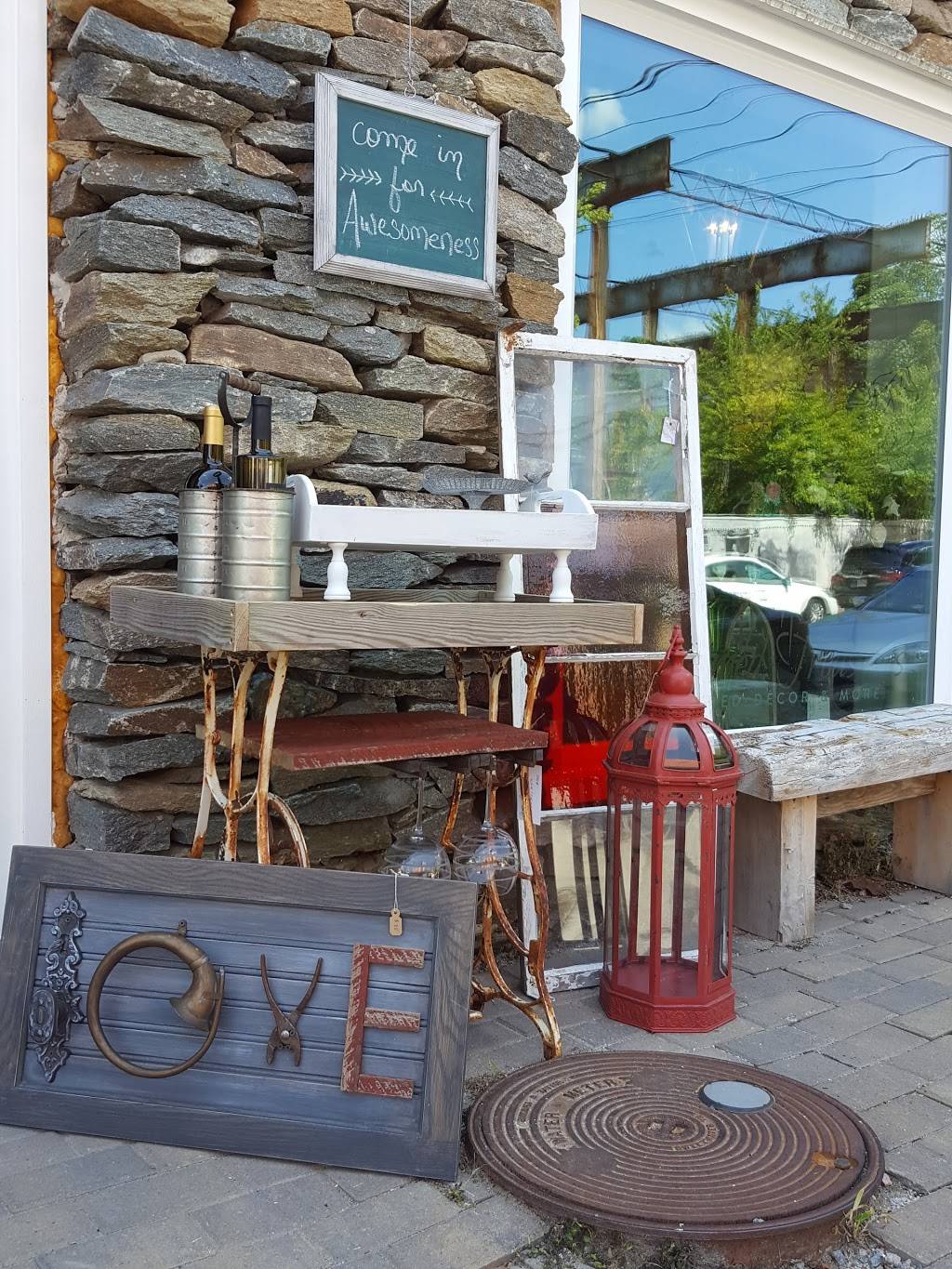 The Reclaimed Treasures | 199 Union St, Occoquan Historic District, VA 22125, USA | Phone: (571) 398-0547