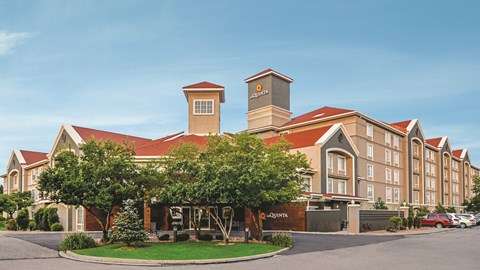 La Quinta Inn & Suites Denver Airport DIA | 6801 Tower Rd, Denver, CO 80249 | Phone: (303) 371-0888