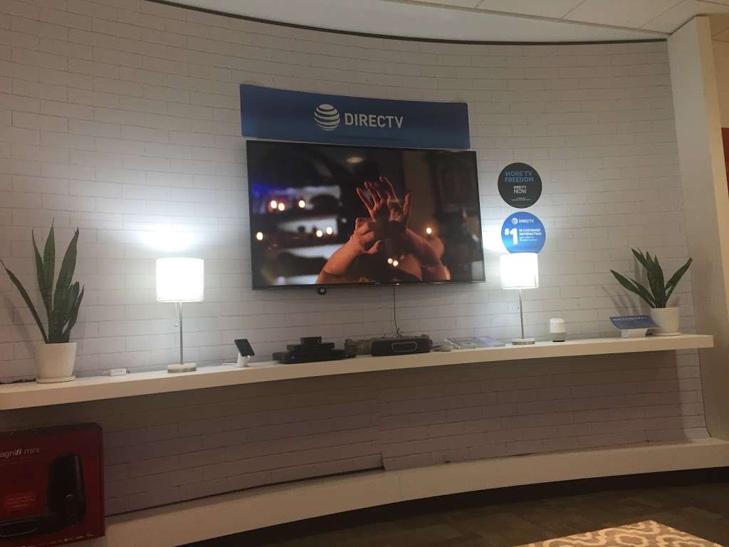 AT&T Store | 8005-L Tysons Corner Center, McLean, VA 22102 | Phone: (703) 834-2530